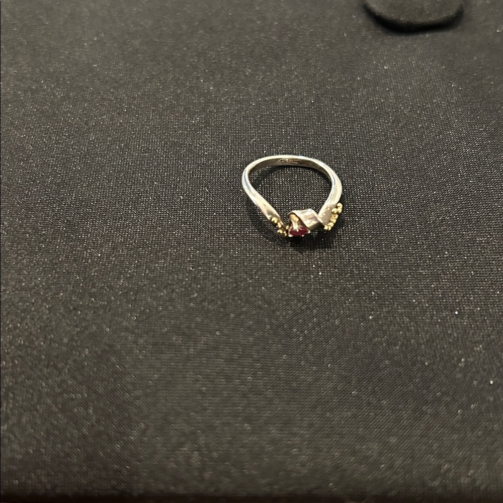 Delicate 14k Gold Twist Ring with Ruby-Red Stone - Picture 12 of 14